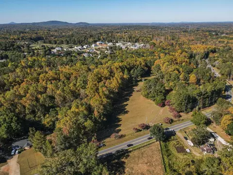 13040 Arnold Mill Rd, Milton, GA 30075