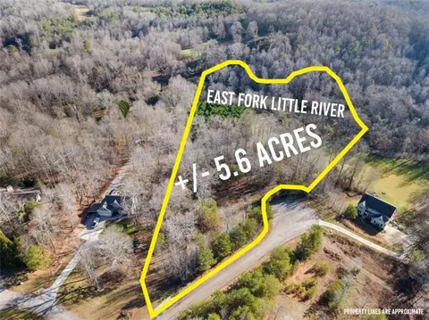 4765 Deer River Trl, Gainesville, GA 30506