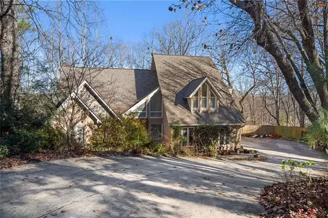 8235 Sullivan Hill Rd, Sandy Springs, GA 30350