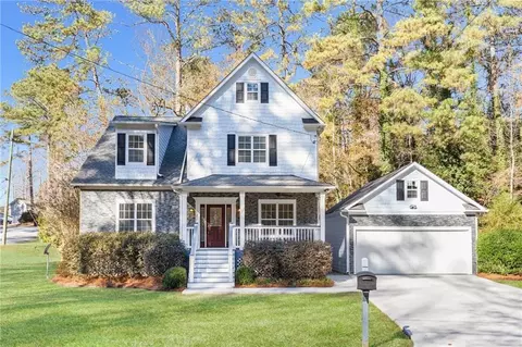 5150 Heather Rd SE, Smyrna, GA 30082