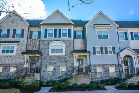 588 Henry Dr, Marietta, GA 30064