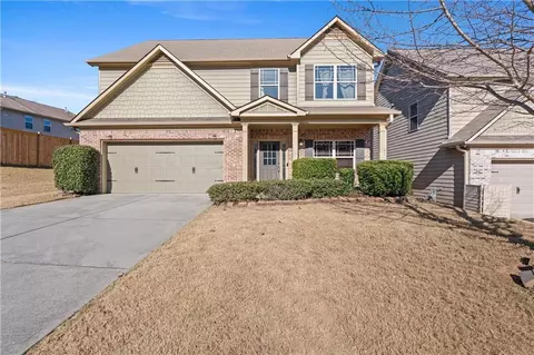 2393 Newbury Oaks Dr, Lawrenceville, GA 30044