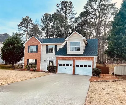 3461 Rockmill Dr, Ellenwood, GA 30294