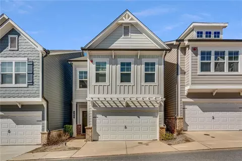 305 Hayden Cir, Woodstock, GA 30189