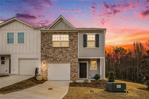 3570 SW Eagle Ct, Atlanta, GA 30331