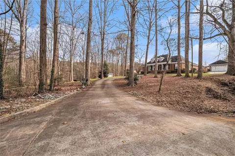 608 Sugar Valley Trl SE, Conyers, GA 30094