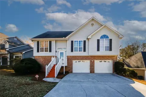 2332 Martingale Ln, Lawrenceville, GA 30044