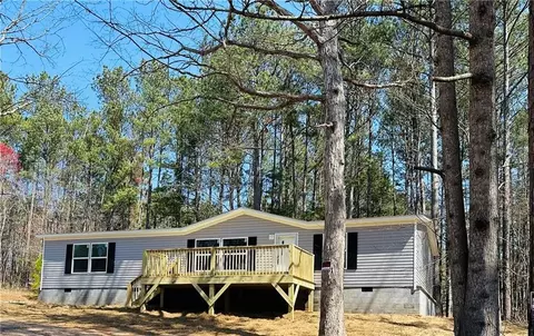 118 Holly Ct, Carrollton, GA 30116