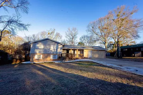 36 Kings Ln, Braselton, GA 30517