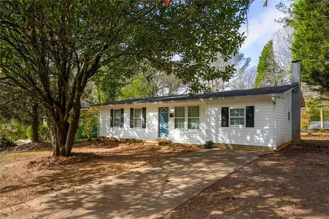 6219 Holiday Blvd, Forest Park, GA 30297