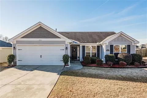 2822 Wyndham Dr, Hephzibah, GA 30815