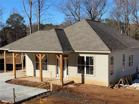 230 Campbell Sts, Cleveland, GA 30528