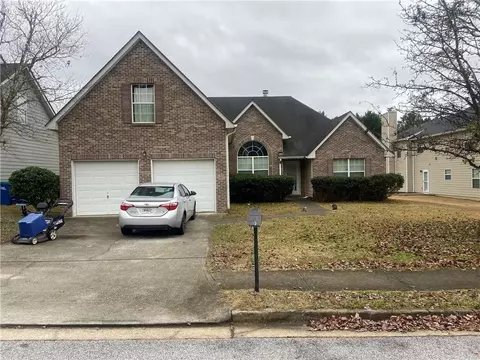 6851 Foxfire Pl, College Park, GA 30349