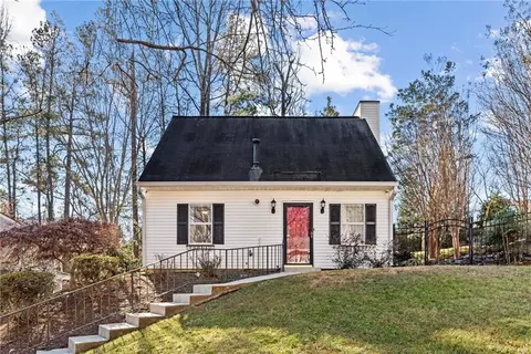 1577 Park Creek Ln NE, Atlanta, GA 30319
