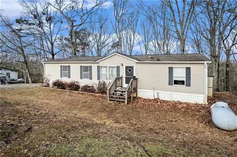 434 Mountain Lake Dr, Jasper, GA 30143 photo 2