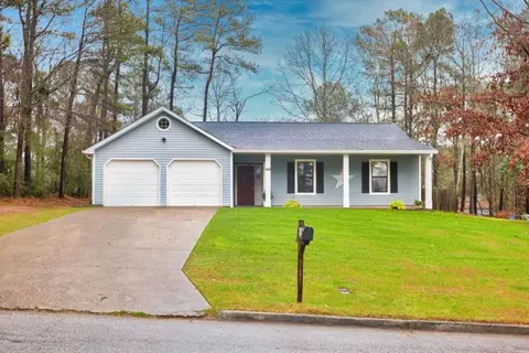 450 Sherwood Grns, Stone Mountain, GA 30087