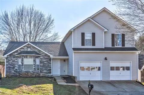 7547 Mountain Creek Blf, Lithonia, GA 30058