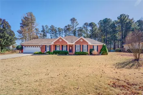 4811 Thornwood Dr, Covington, GA 30016