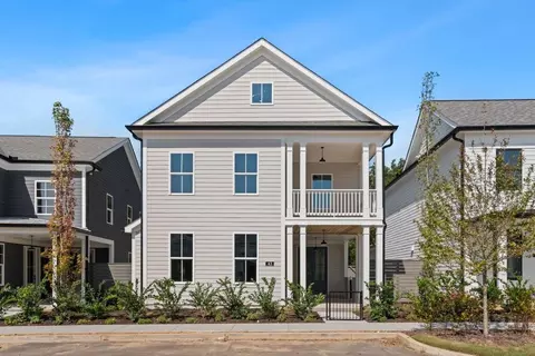 1 Little Magnolia Ln, Auburn, GA 30011