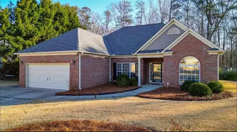 1530 Ember Oaks Cir, Powder Springs, GA 30127
