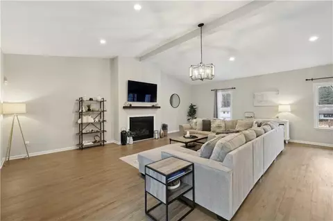 3629 Cold Spring Ln, Chamblee, GA 30341 photo 9