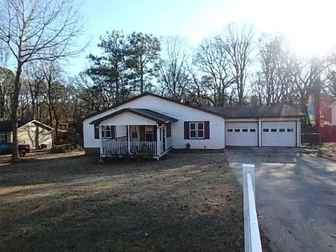 3801 Sugar Creek Dr, Douglasville, GA 30135