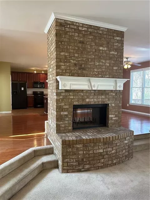 305 Emerson Trl, Covington, GA 30016 photo 9