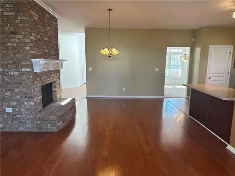 305 Emerson Trl, Covington, GA 30016 photo 13