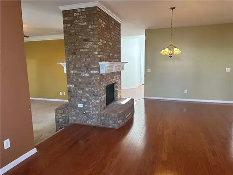 305 Emerson Trl, Covington, GA 30016 photo 14