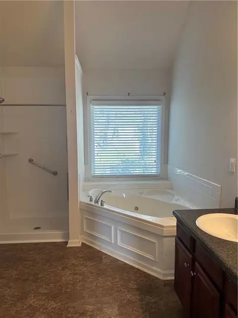 305 Emerson Trl, Covington, GA 30016 photo 18