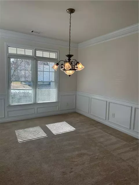 305 Emerson Trl, Covington, GA 30016 photo 10