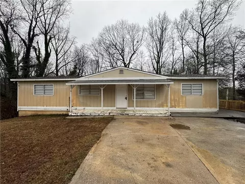 4650 Rambling Rd NE, Kennesaw, GA 30144