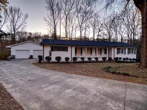 3425 Herringwood Ct, Decatur, GA 30034