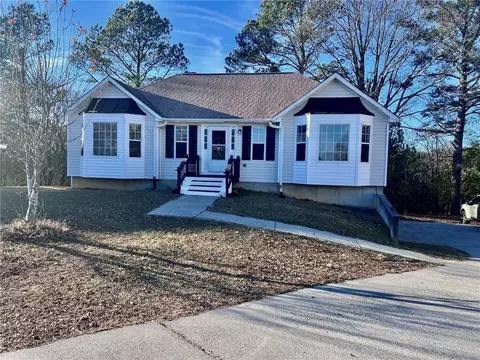 155 Twin Oaks Dr, Calhoun, GA 30701