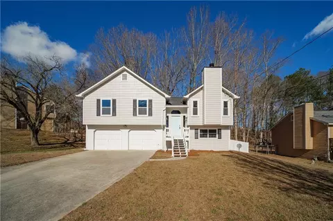 2614 Cimmaron Trl, Lithia Springs, GA 30122