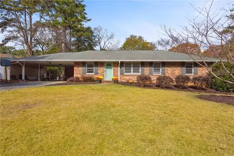 292 Robin Ln SE, Marietta, GA 30067