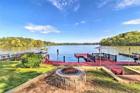 242 Arrow Point Rd, Jackson, GA 30233 photo 1