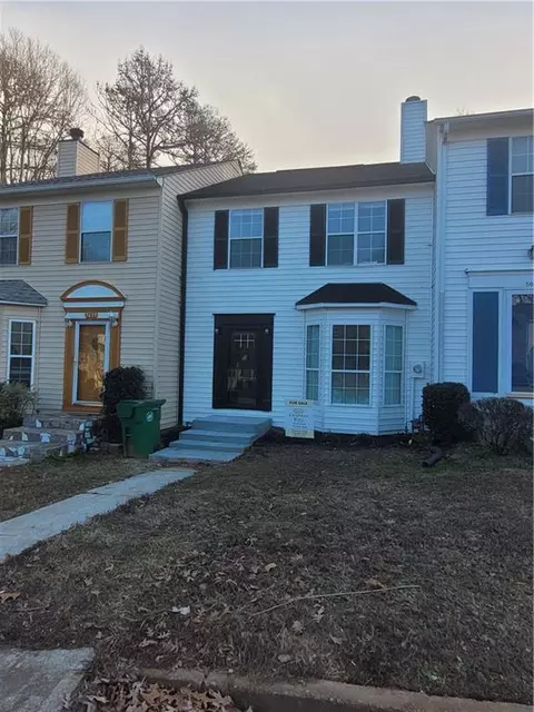 5637 Stonington Trace Pkwy, Stone Mountain, GA 30087
