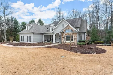 1000 Treyburn Run, Alpharetta, GA 30004