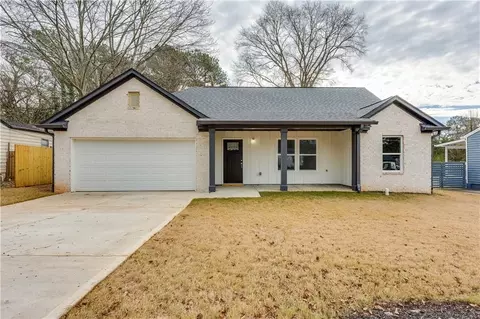4221 Hanes Dr, Decatur, GA 30035