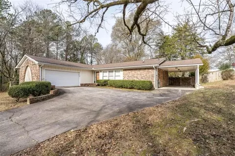 41 Ford Dr SE, Rome, GA 30161