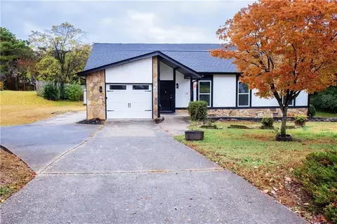 3632 Charlotte Dr, Rex, GA 30273