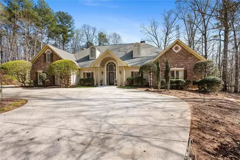 1460 Squire Ln, Cumming, GA 30041
