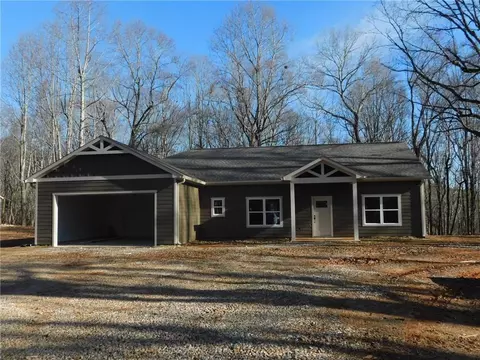 700 Leonard Pruitt Rd, Dahlonega, GA 30533