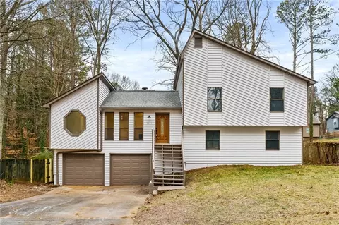 5311 Ferry Creek Ln, Acworth, GA 30102