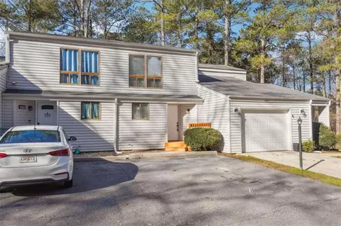 203 Oak Ridge Dr, Villa Rica, GA 30180