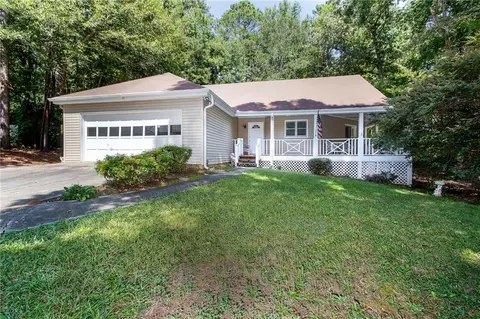 40 Hardwood Dr, Covington, GA 30014