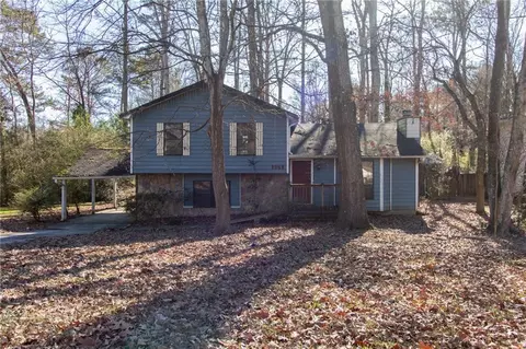 2958 Hillwood Dr, Lawrenceville, GA 30044