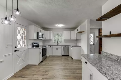 6023 Cobb St, Lula, GA 30554 photo 9