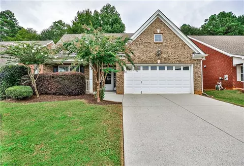 459 Bellbrook Ln, Lawrenceville, GA 30045